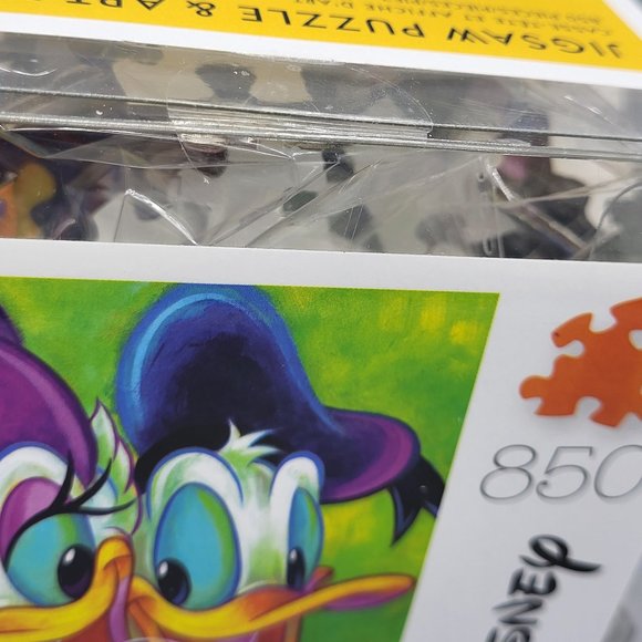 Brainwright Disney Donald Duck 850pc Puzzle NIB - Picture 6 of 6